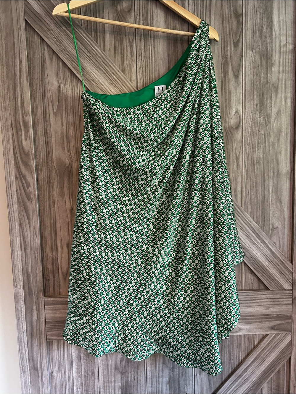 Halston Heritage One-Shoulder Asymmetric Silk Dress Stunning and vibrant